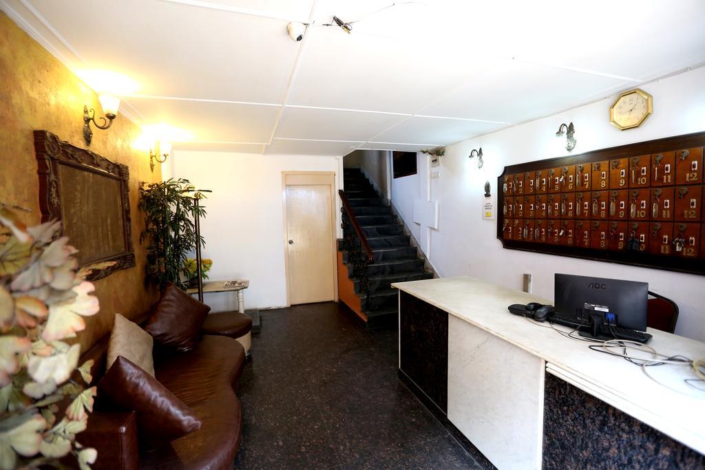 Central Guest House โกลกาตา ภายนอก รูปภาพ